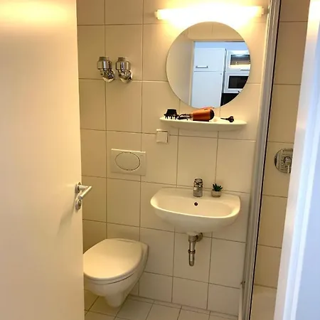 Beautiful Premium Apartment, Near , Wifi , Free Parking Appartement