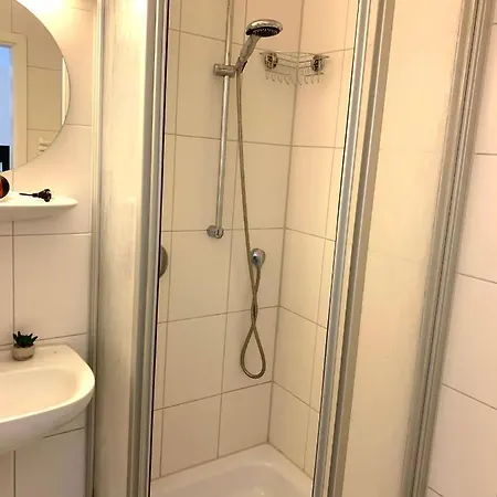 Beautiful Premium Apartment, Near , Wifi , Free Parking Appartement
